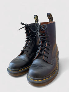 Dr. Martens Classic Laceup Boots