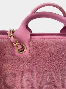 Chanel 2022 Large Deauville Tote in Shearling