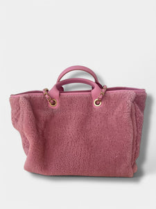 Chanel 2022 Large Deauville Tote in Shearling